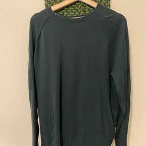 Dark Green Sweater - Large - Old Navy - great for Xmas!